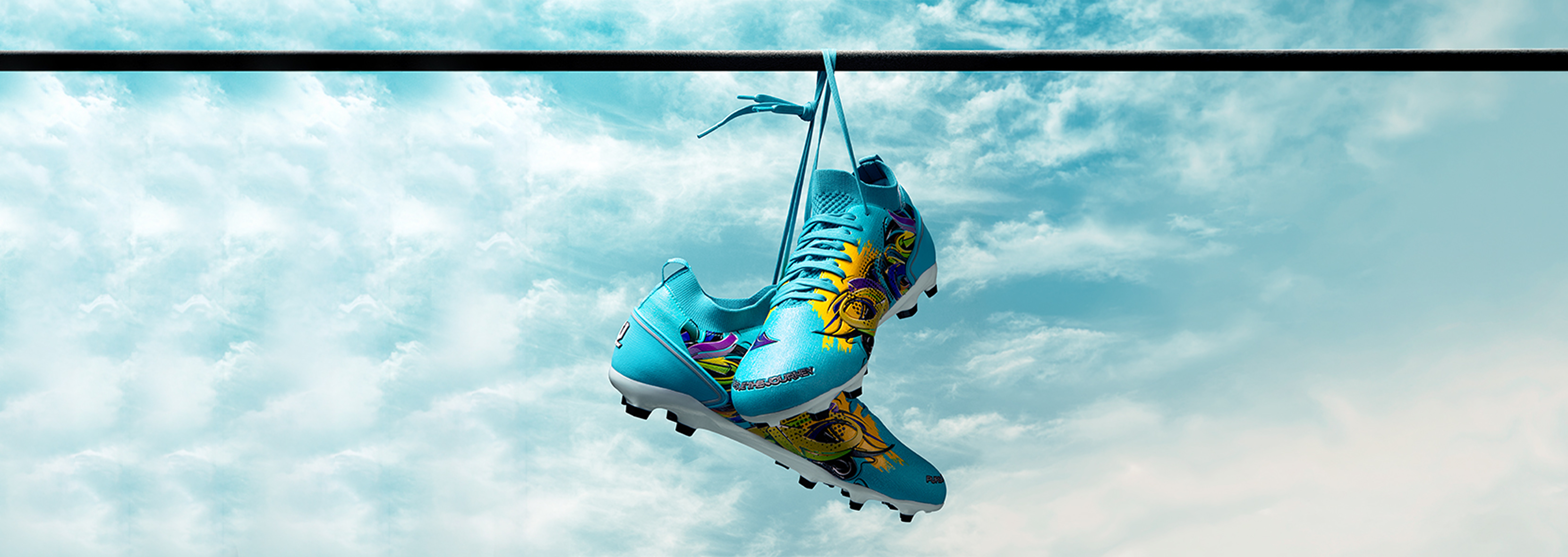 グラフィティデザイン サッカーシューズ PTJ Graffiti X Cyan Football Boots | White Soccer Cleats